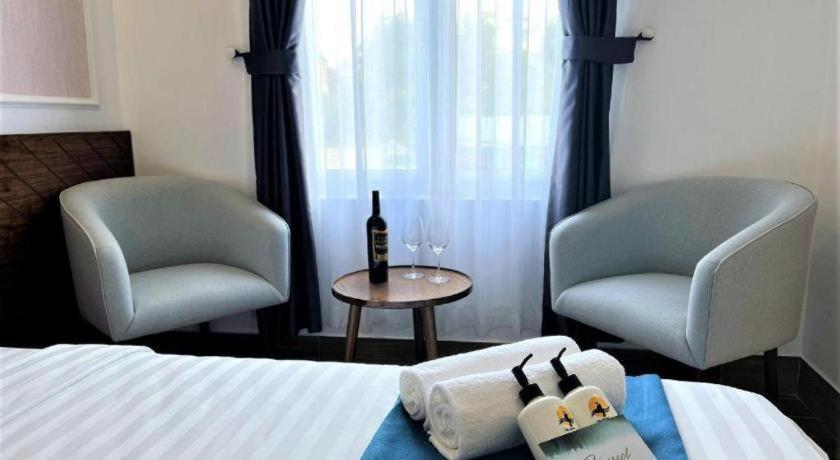 Hotel Hodota The Blessed Virgin Dalat Exterior foto